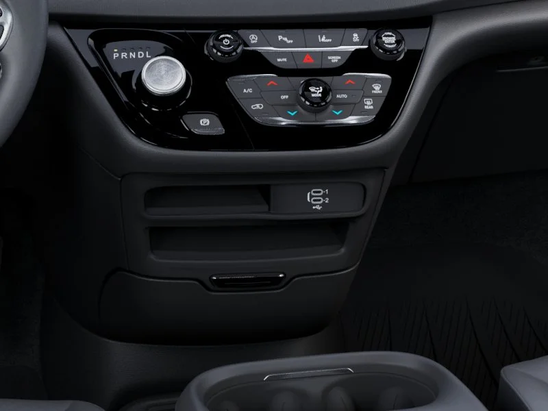 2026 Chrysler Voyager LX - Photo 44