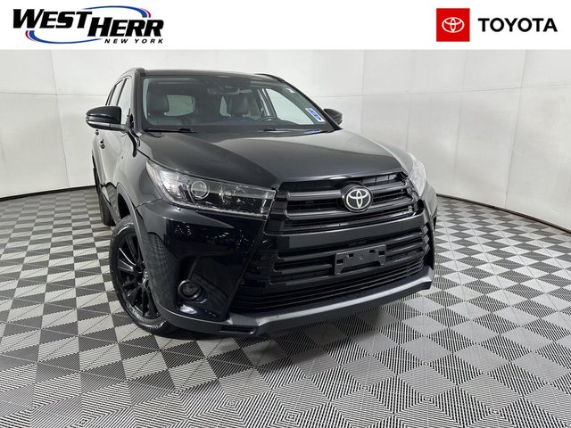 2019 Toyota Highlander SE
