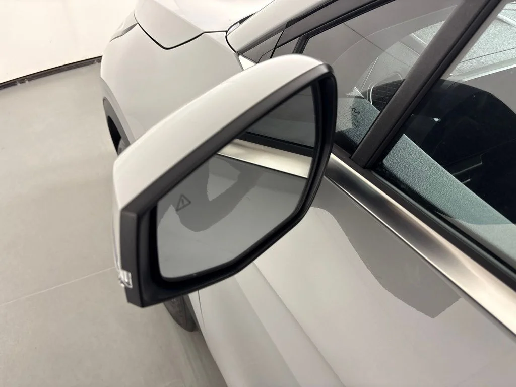 New 2026 Wolf Gray Kia EX image 13