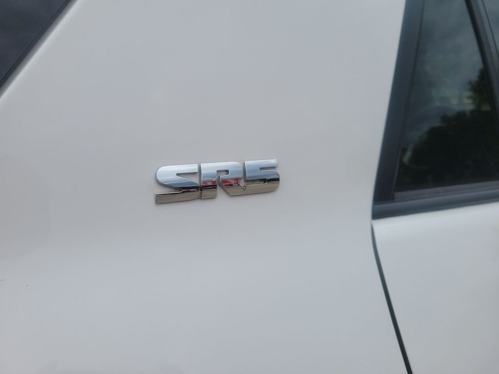 Used 2023 White Toyota SR5 image 7