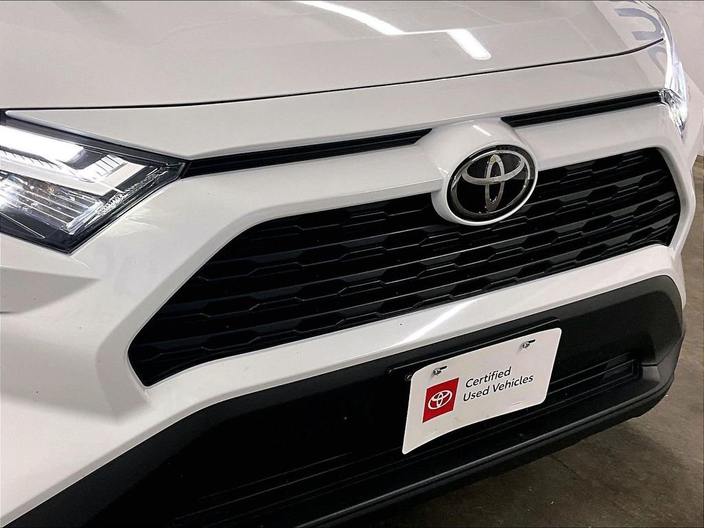 Certified Used 2025 White Toyota XLE image 30