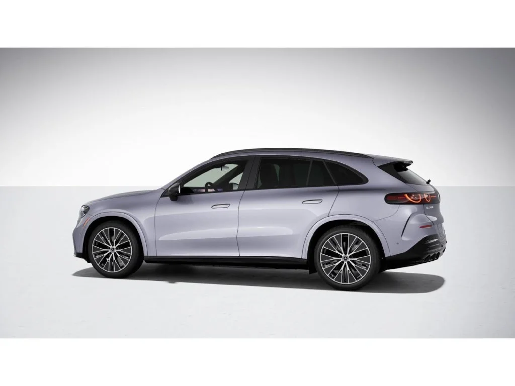 New 2027 Silver Mercedes-Benz GLC 400 image 32
