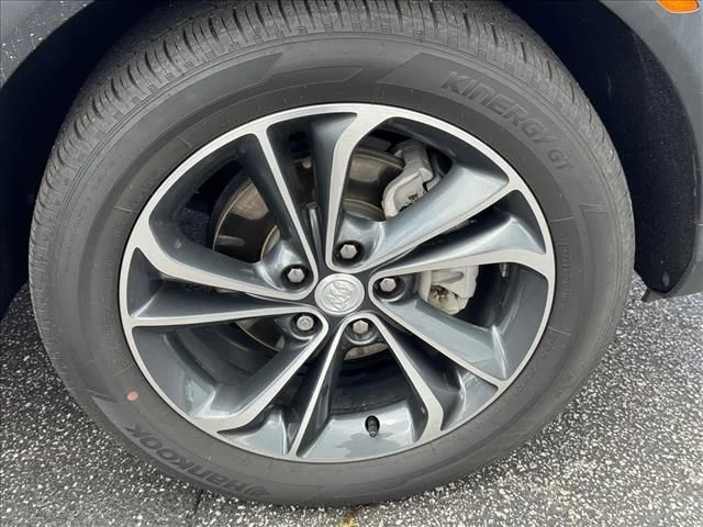 Used 2023 Gray Buick Select image 33
