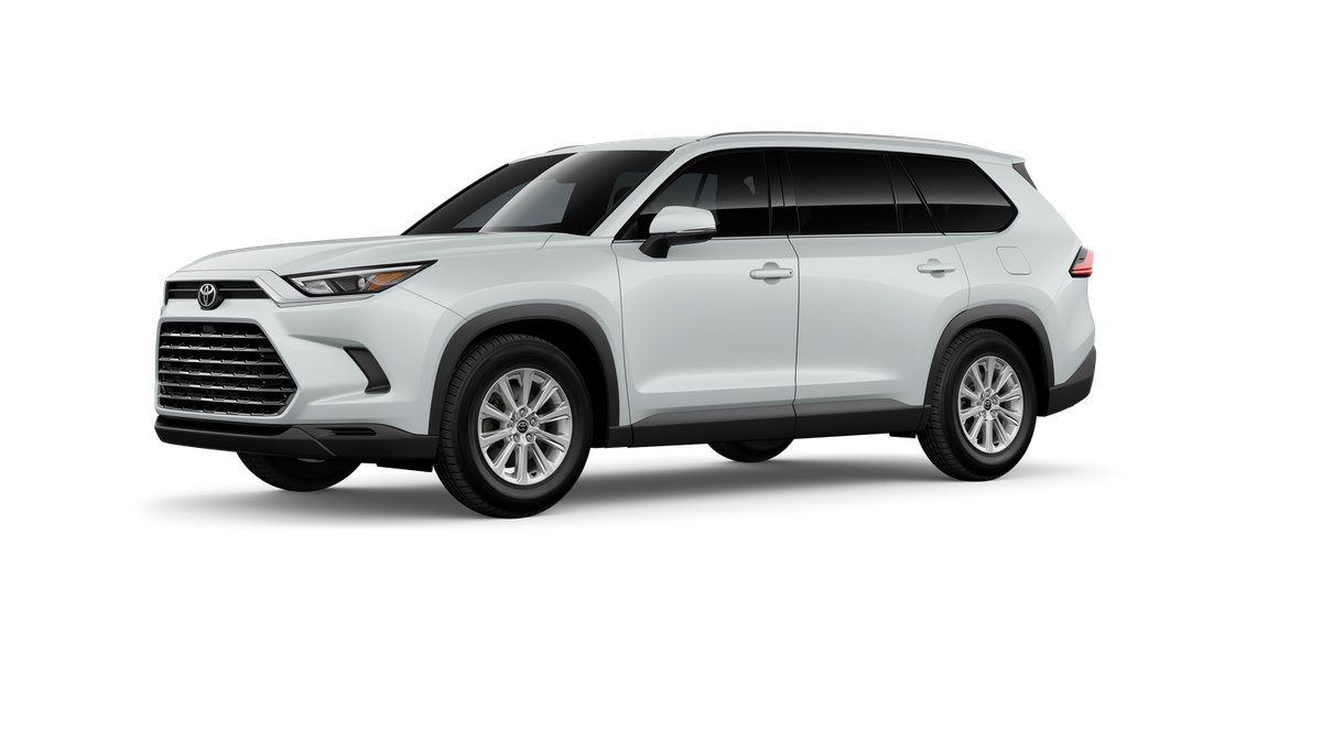 New 2026 Wind Chill Pearl Toyota XLE image 2