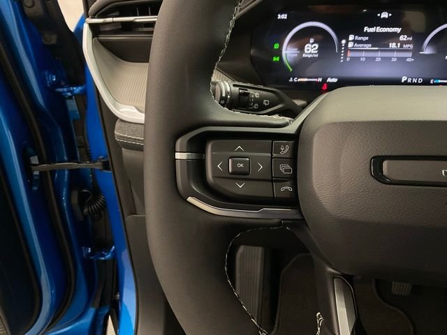 New 2026 Hydro Blue Pearl-Coat Exterior Paint Jeep Laredo image 12