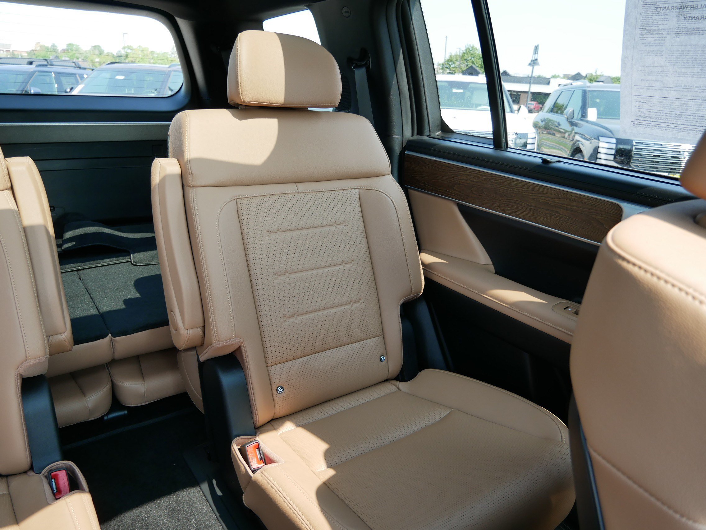 2026 Hyundai Santa Fe Limited - Photo 14