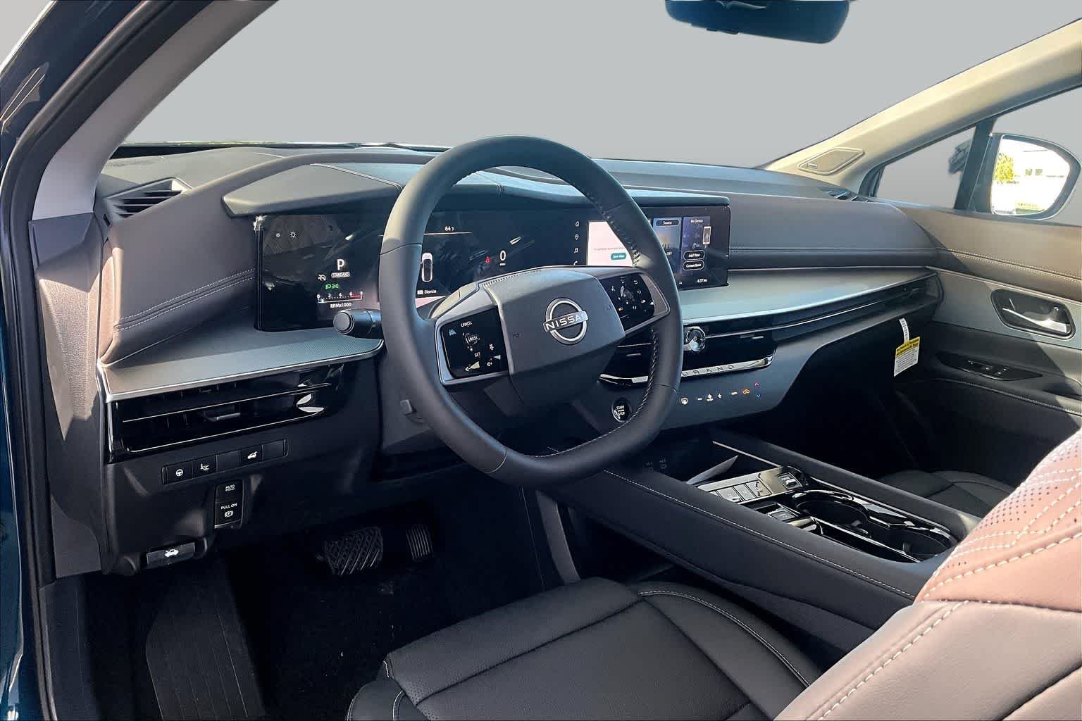 New 2026 Aurora Blue Pearl Metallic / Super Black Two-tone Nissan Platinum image 10
