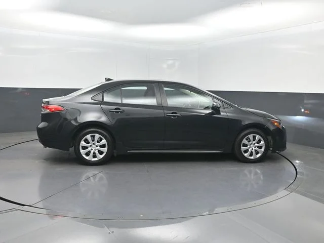 Used 2020 Black Toyota LE image 34