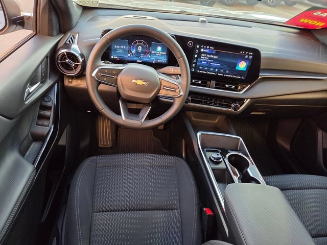 2027 Chevrolet Equinox LT - Photo 12