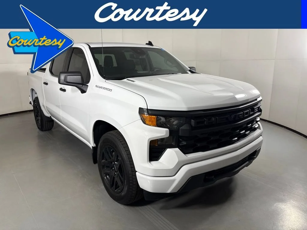 New 2026 Summit White Chevrolet Custom image 1