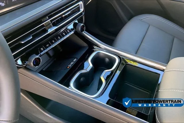 2026 Chevrolet Traverse LT - Photo 9