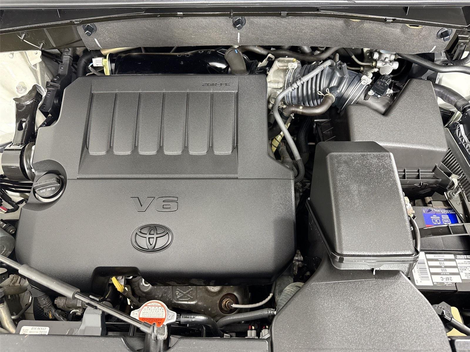 Used 2016 Blizzard Pearl Toyota Limited image 45