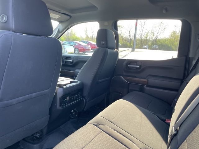 Used 2019 Blue Chevrolet RST image 19