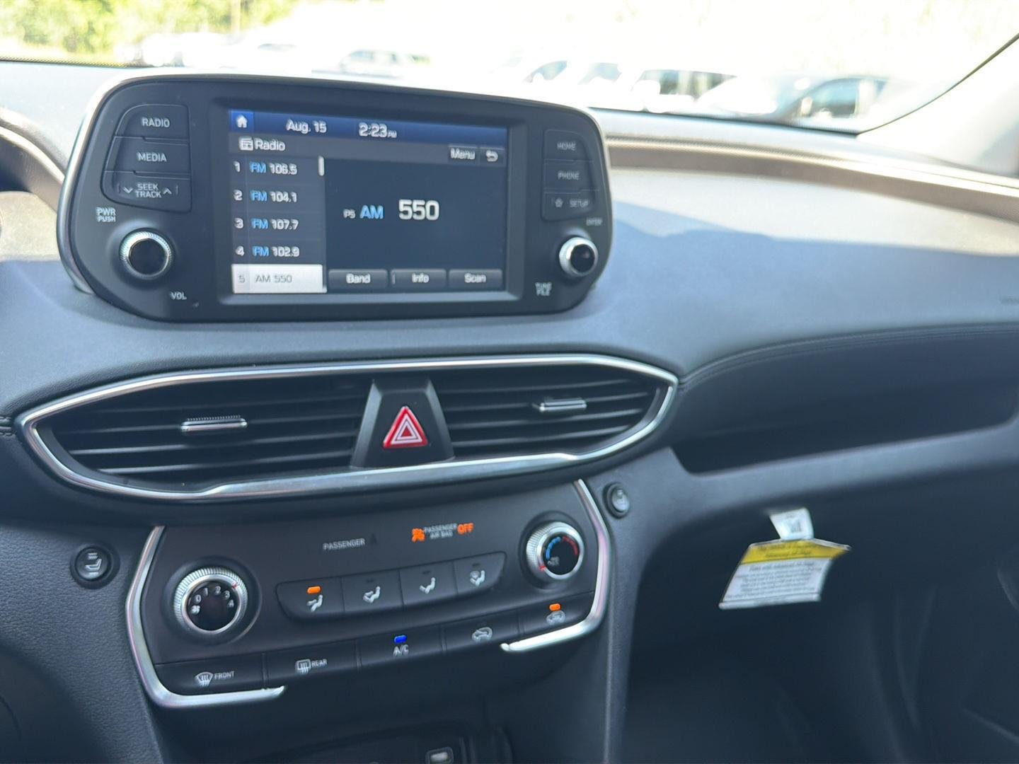 Used 2020 Twilight Black Hyundai SE image 21