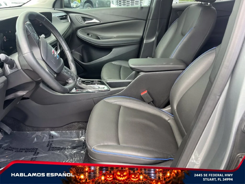 Used 2025 Moonstone Gray Metallic Buick Sport Touring image 9