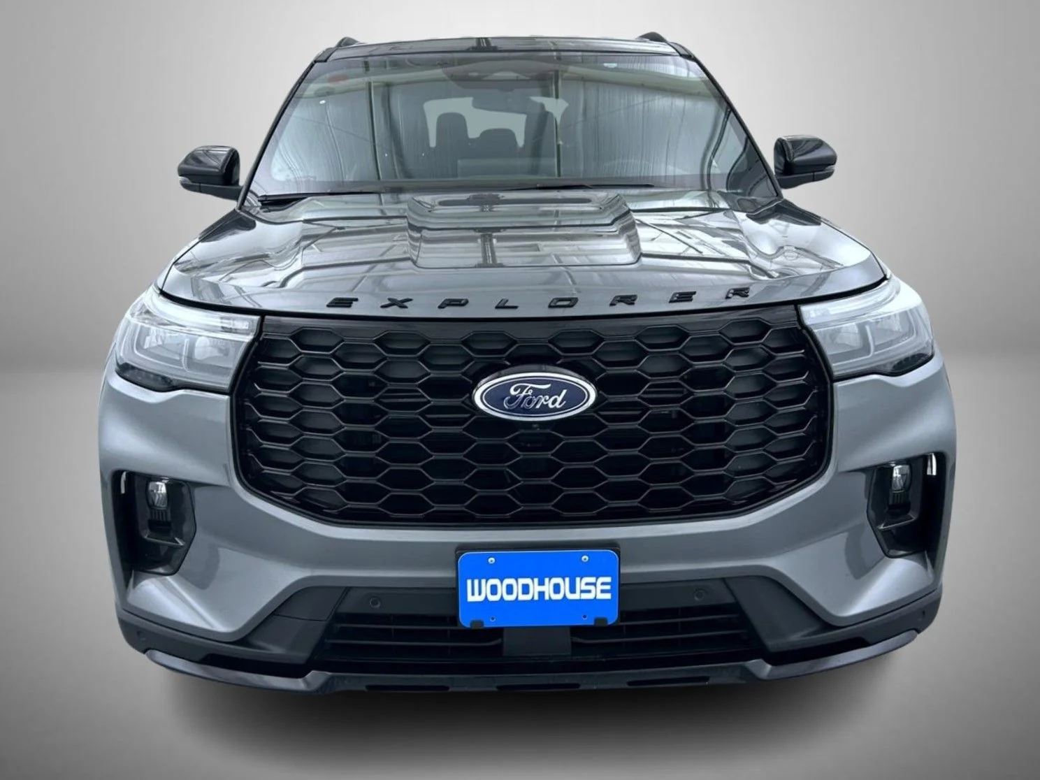 Used 2025 Gray Ford ST-Line image 2