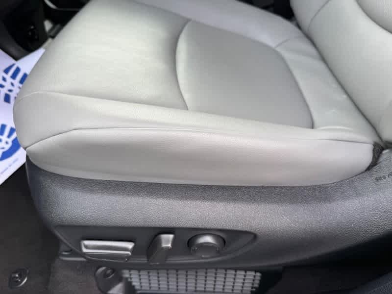 Used 2026 Black Toyota XLE Autono-MaaS image 28