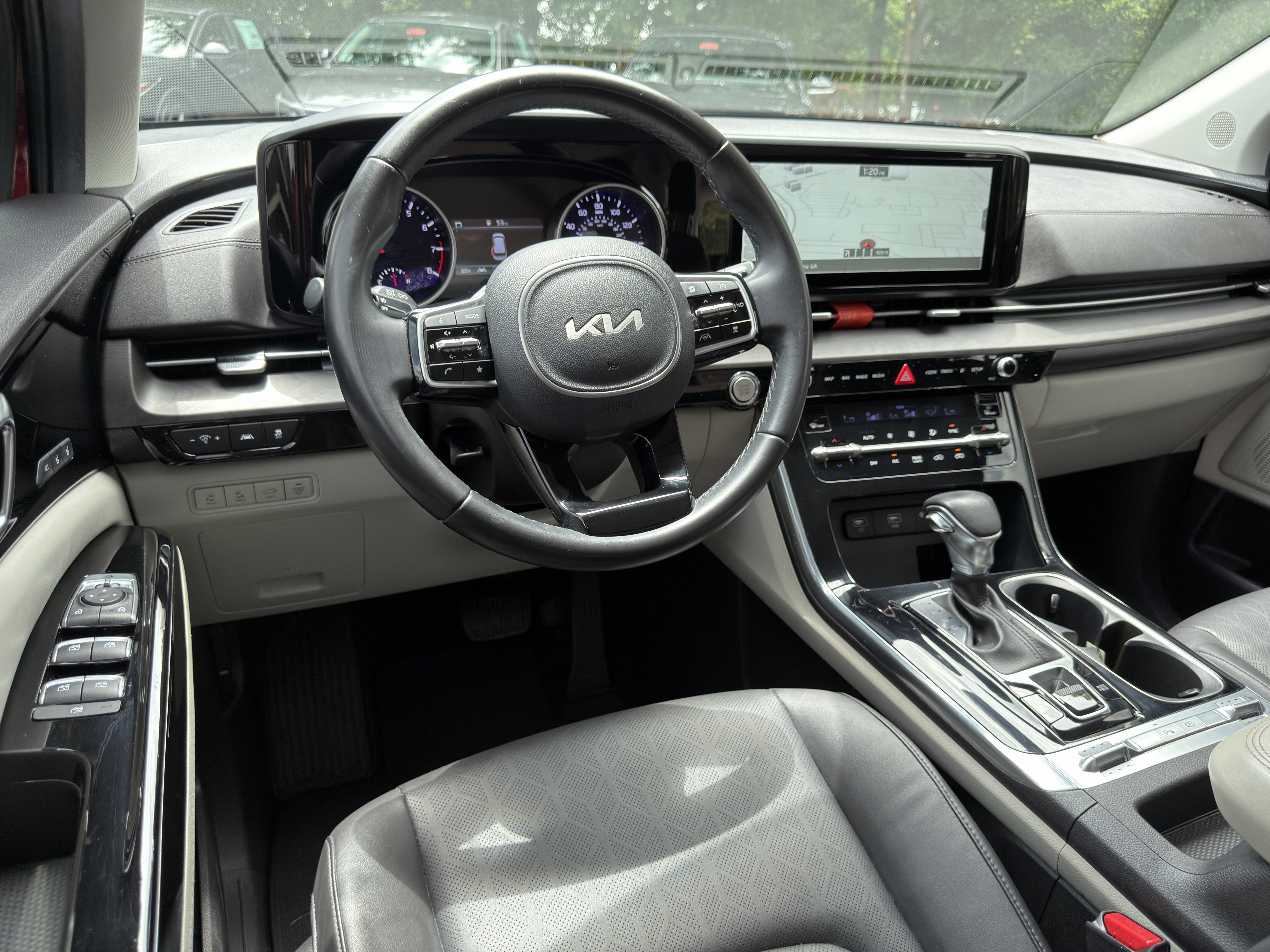 Used 2022 Flare Red Kia SX image 19