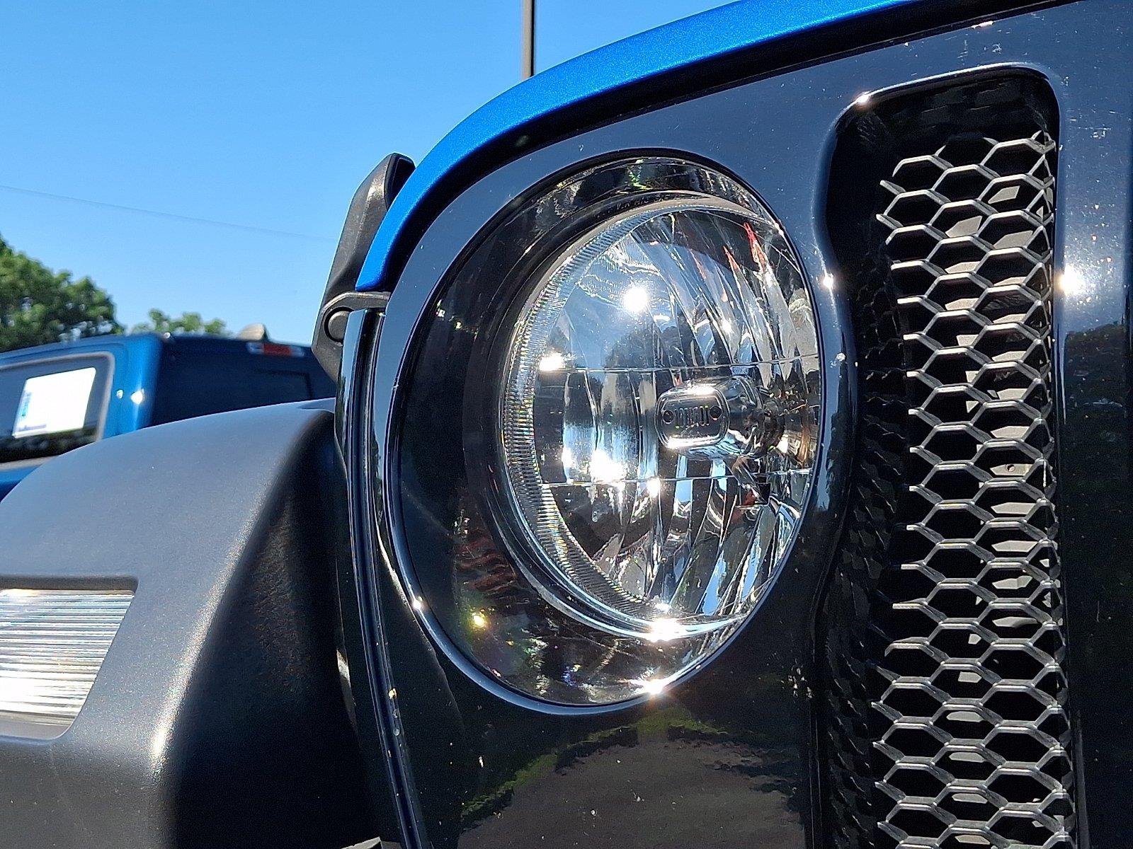 Certified Used 2023 Hydro Blue Pearlcoat Jeep Willys Sport image 9