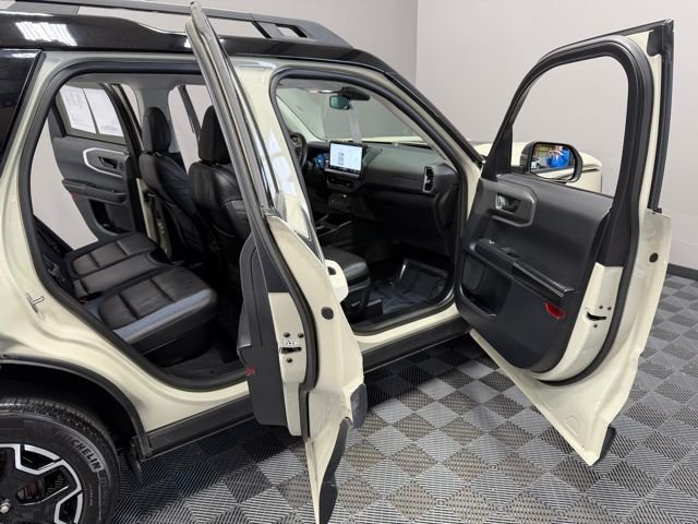 Used 2025 Desert Sand Ford Outer Banks image 22