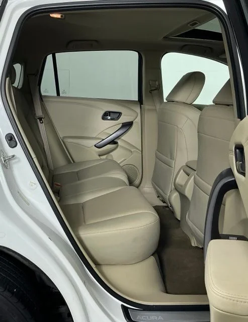 Used 2013 White Diamond Pearl Acura Technology Package image 27