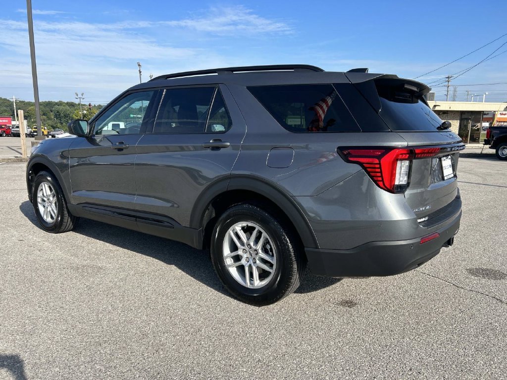 Certified Used 2026 Carbonized Gray Metallic Ford Active image 6