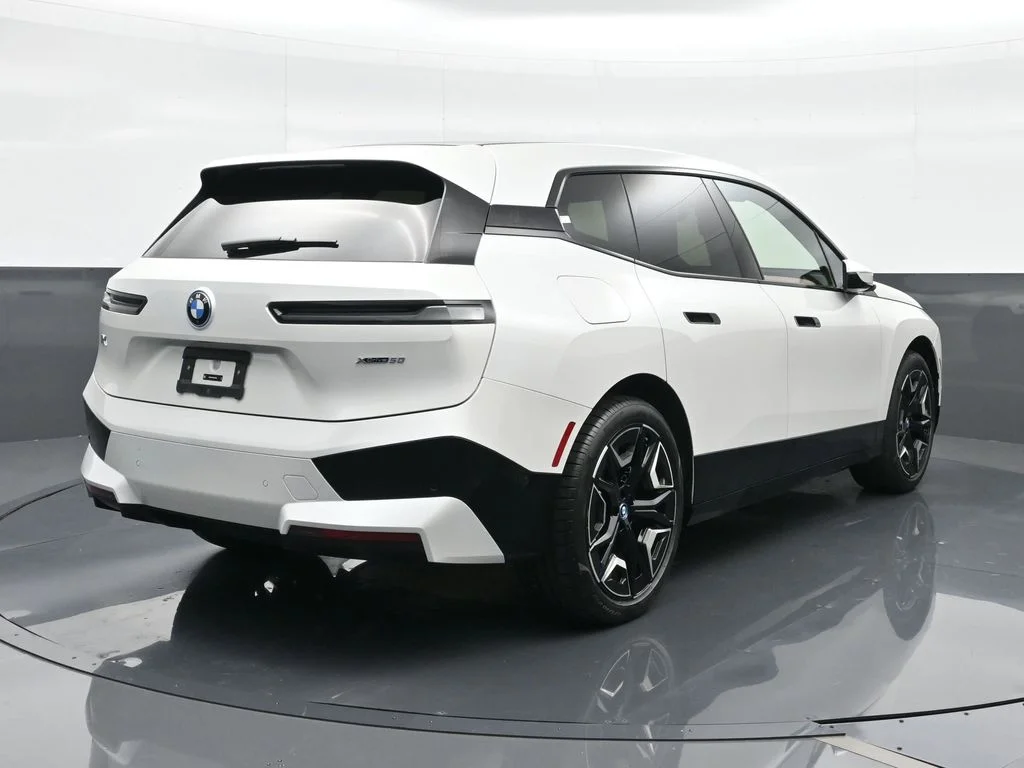 2024 BMW iX Base - Photo 11