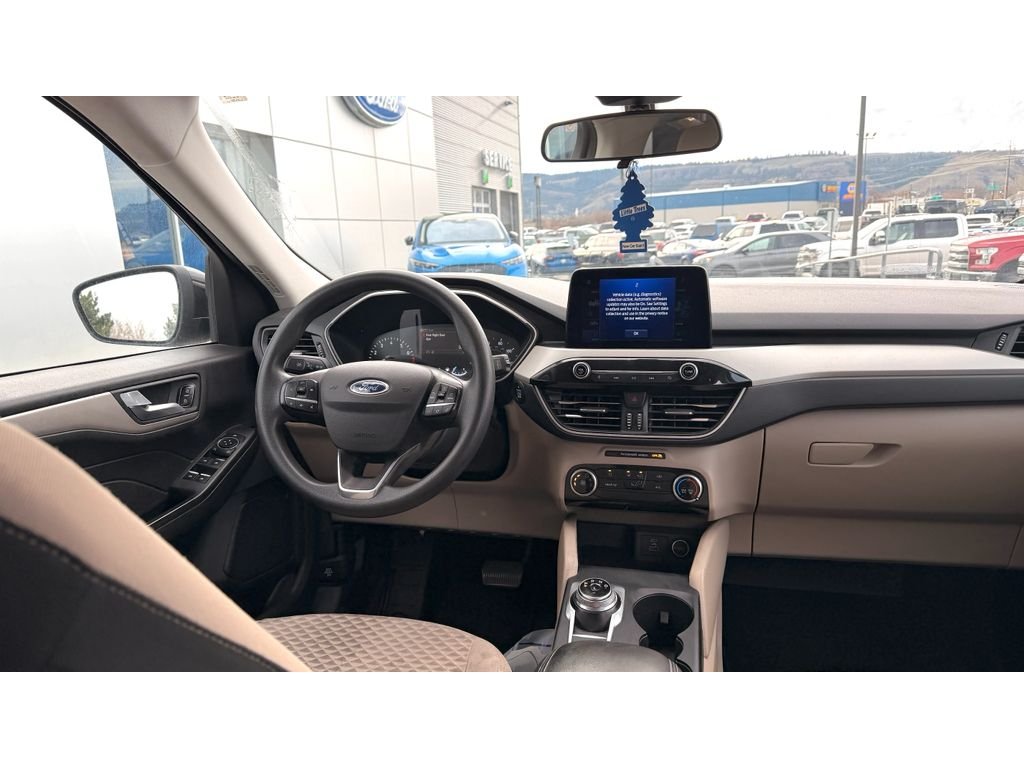 Used 2021 Silver Ford SE image 13