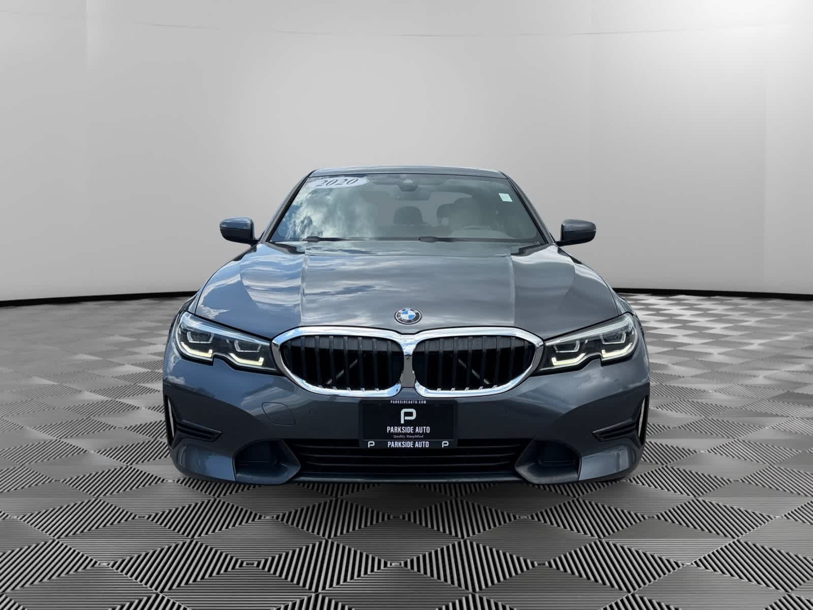 Used 2020 Mineral Gray Metallic BMW 330i xDrive image 8