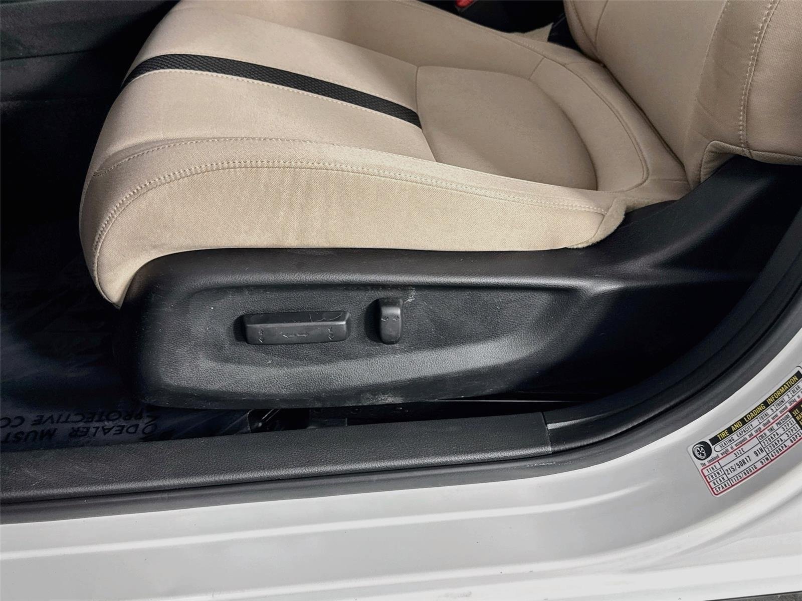 Used 2019 White Orchid Pearl Honda EX image 20