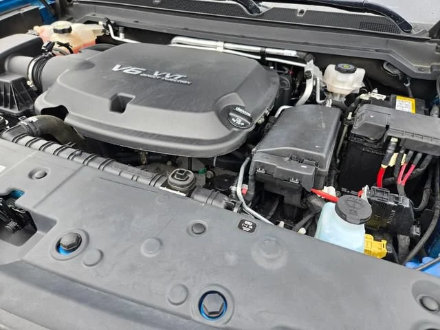 Used 2022 Dynamic Blue Metallic GMC Elevation Standard image 23