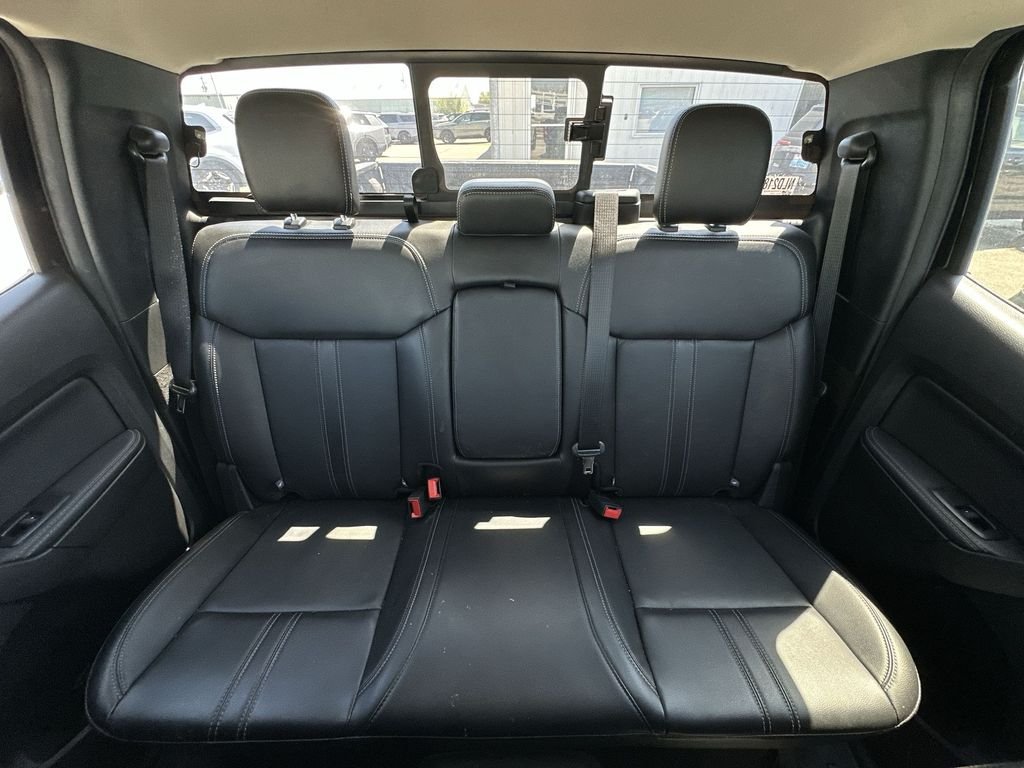 Used 2022 Black Ford Lariat image 14