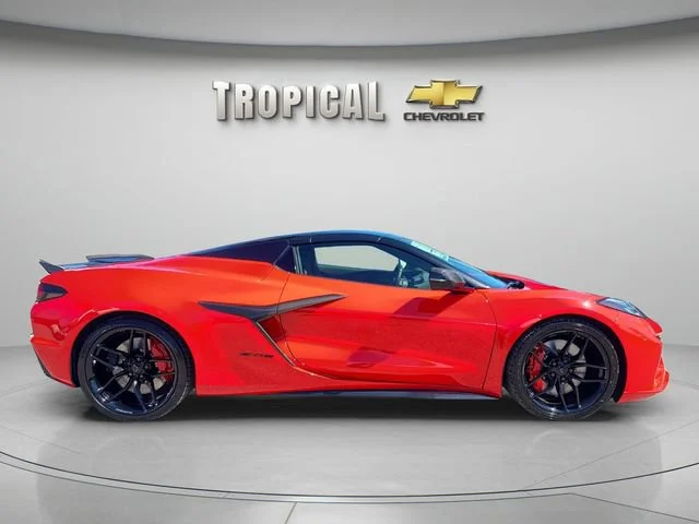 New 2025 Torch Red Chevrolet 3LZ image 6