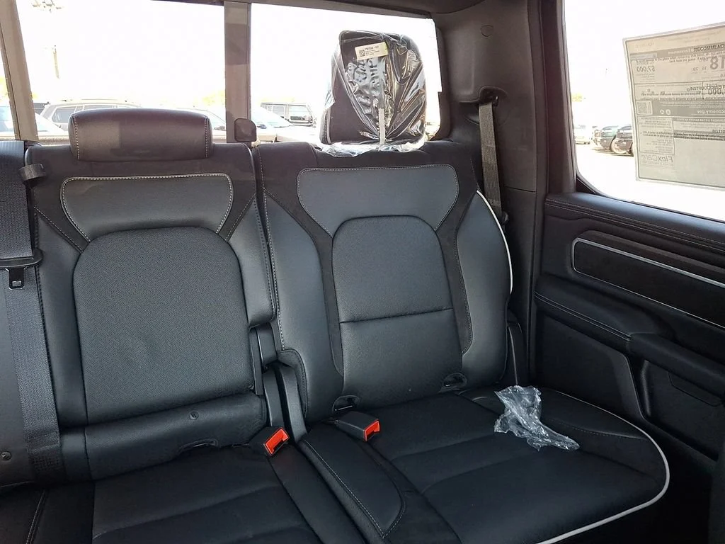 New 2027 Diamond Black Crystal Pearlcoat Ram Laramie image 15