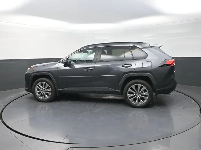 Used 2023 Gray Toyota Limited image 4