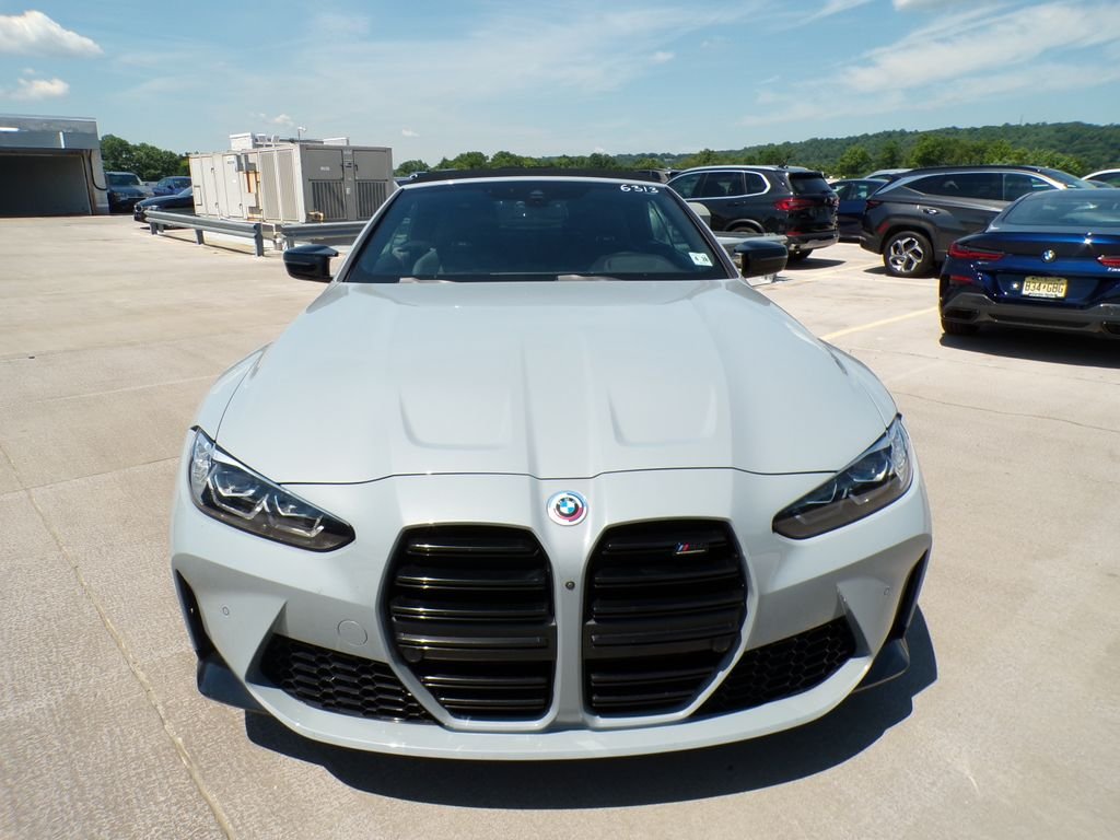 Used 2023 Brooklyn Grey Metallic BMW Competition image 2