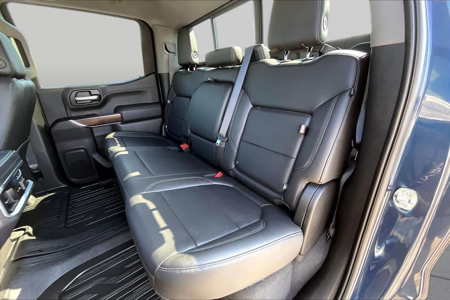 Used 2019 Pacific Blue Metallic GMC SLT image 19