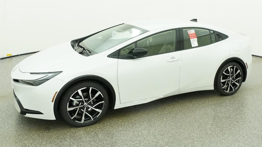 New 2026 Wind Chill Pearl Toyota XSE image 16