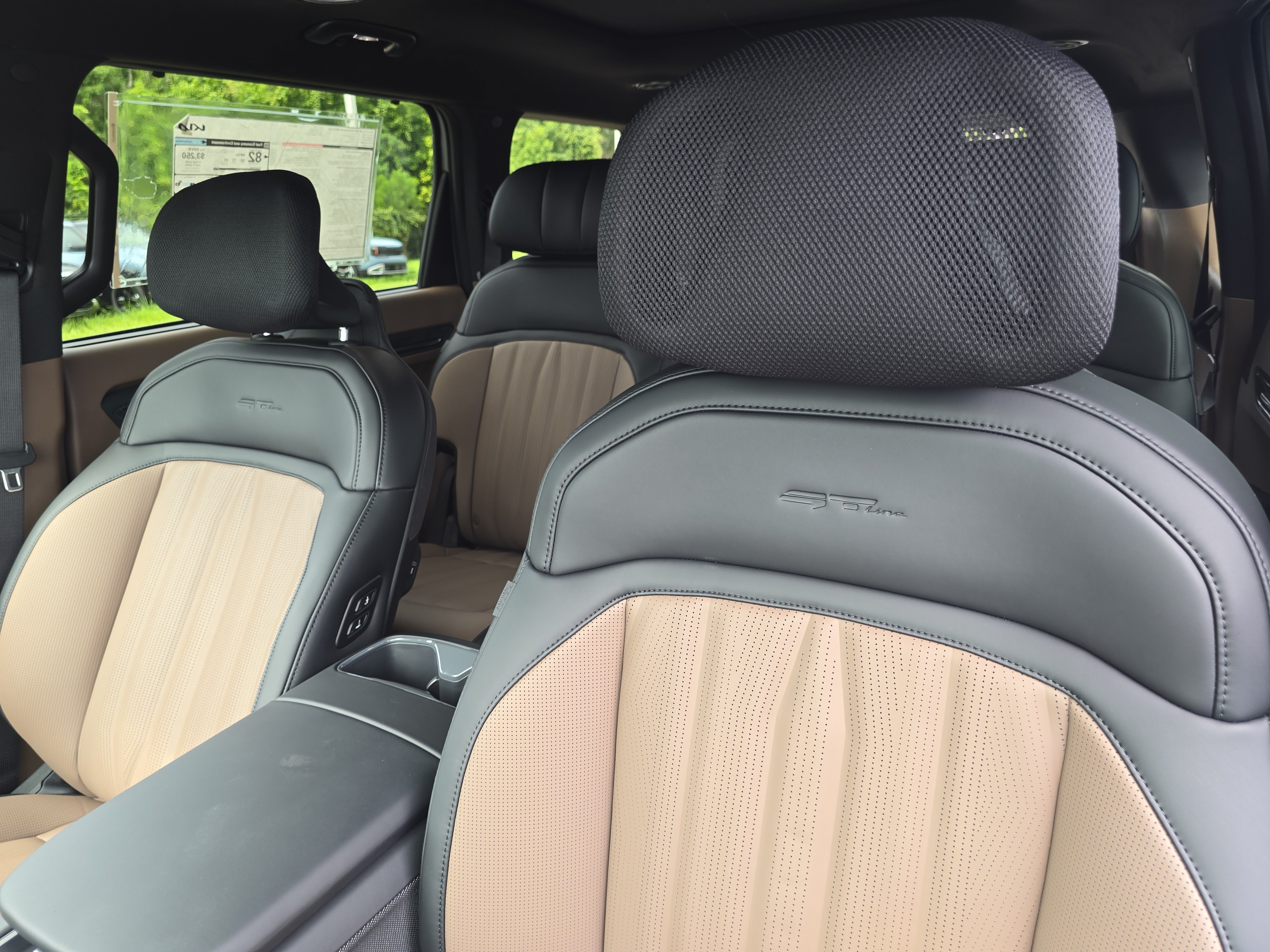 New 2026 Wolf Gray / Black Roof Kia GT-Line AWD image 22