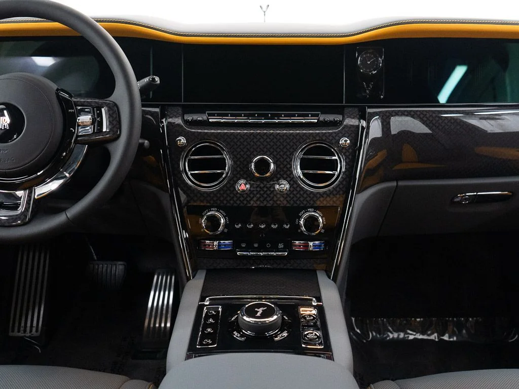 New 2027 Tempest Grey Rolls-Royce Black Badge image 38