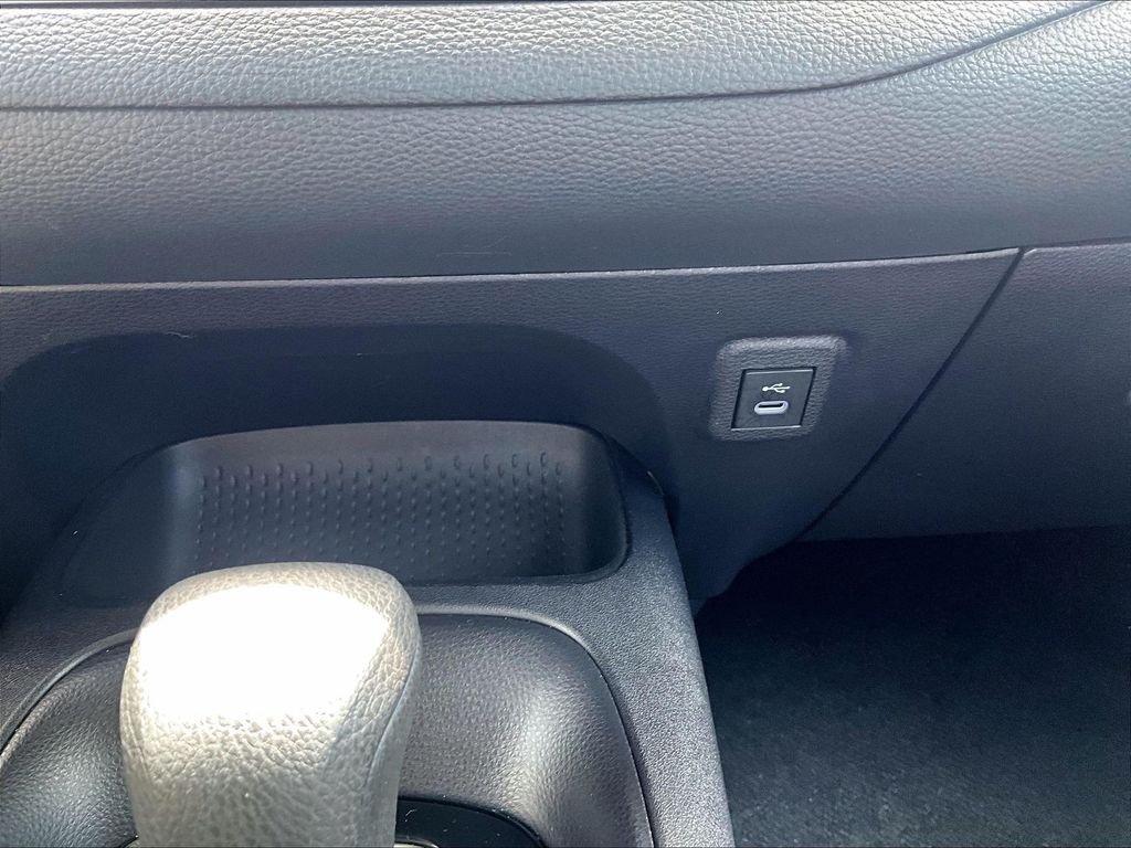Used 2025 White Toyota LE image 27