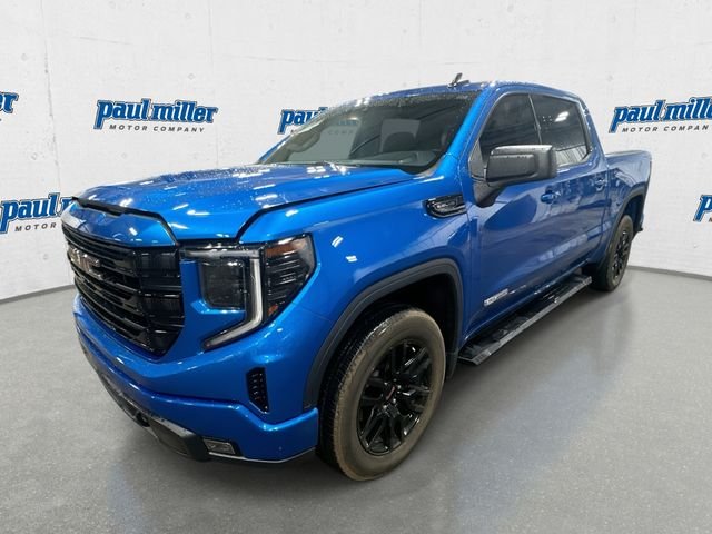 Used 2024 Blue GMC Elevation image 1