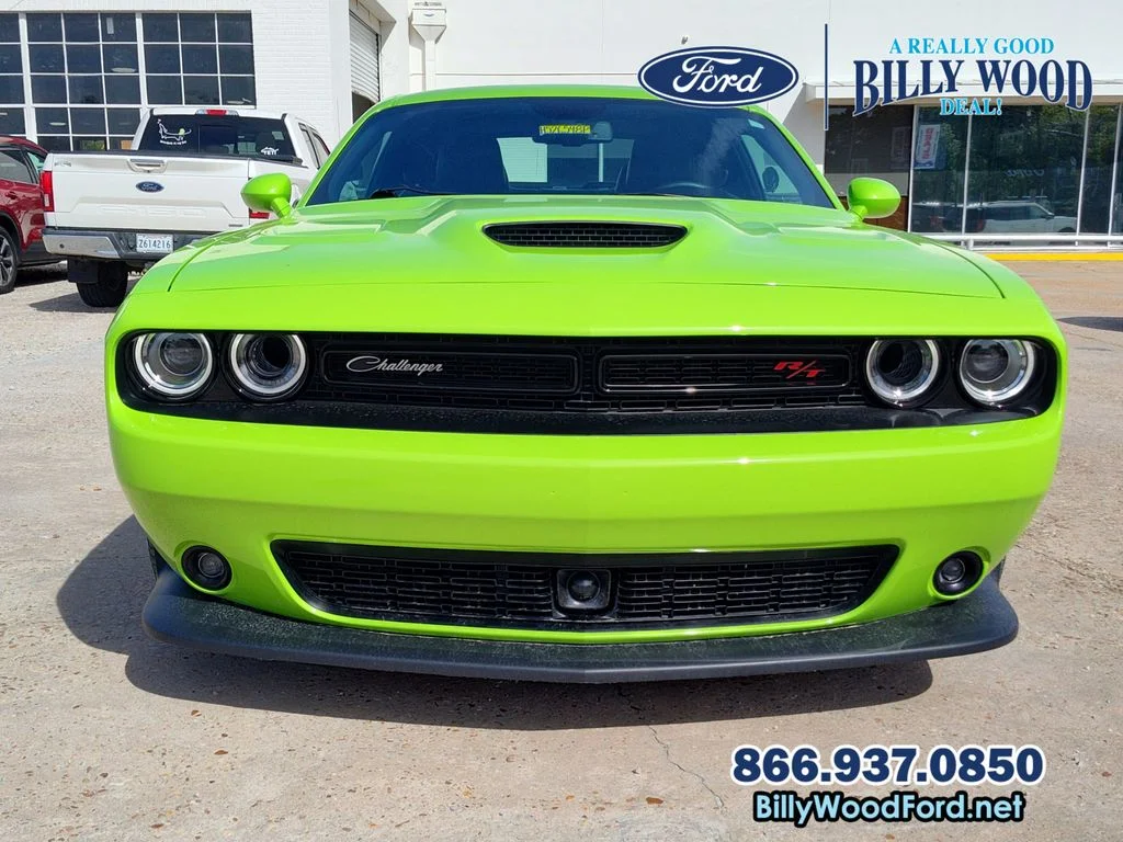 Used 2023 Sublime Clearcoat Metallic Dodge R/T Scat Pack image 9