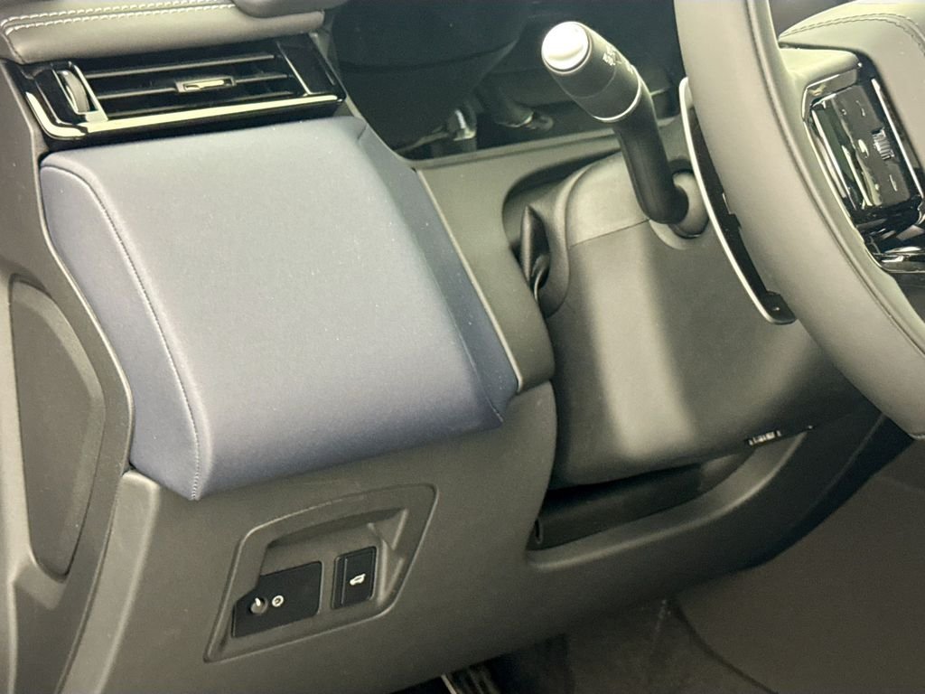 New 2026 Varesine Blue Land Rover Belgravia Edition image 10
