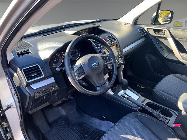 Used 2016 Silver Subaru 2.5i Premium image 14