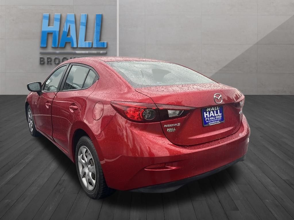 Used 2015 Red Mazda i Sport image 3