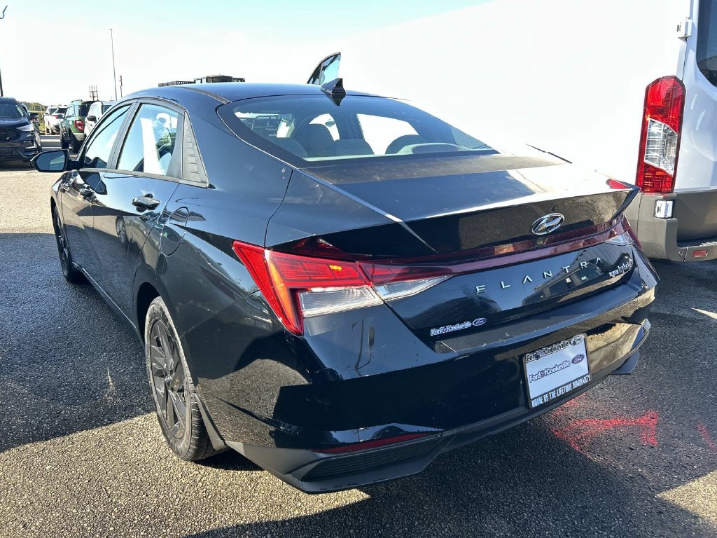 Used 2021 Phantom Black Hyundai Blue image 4