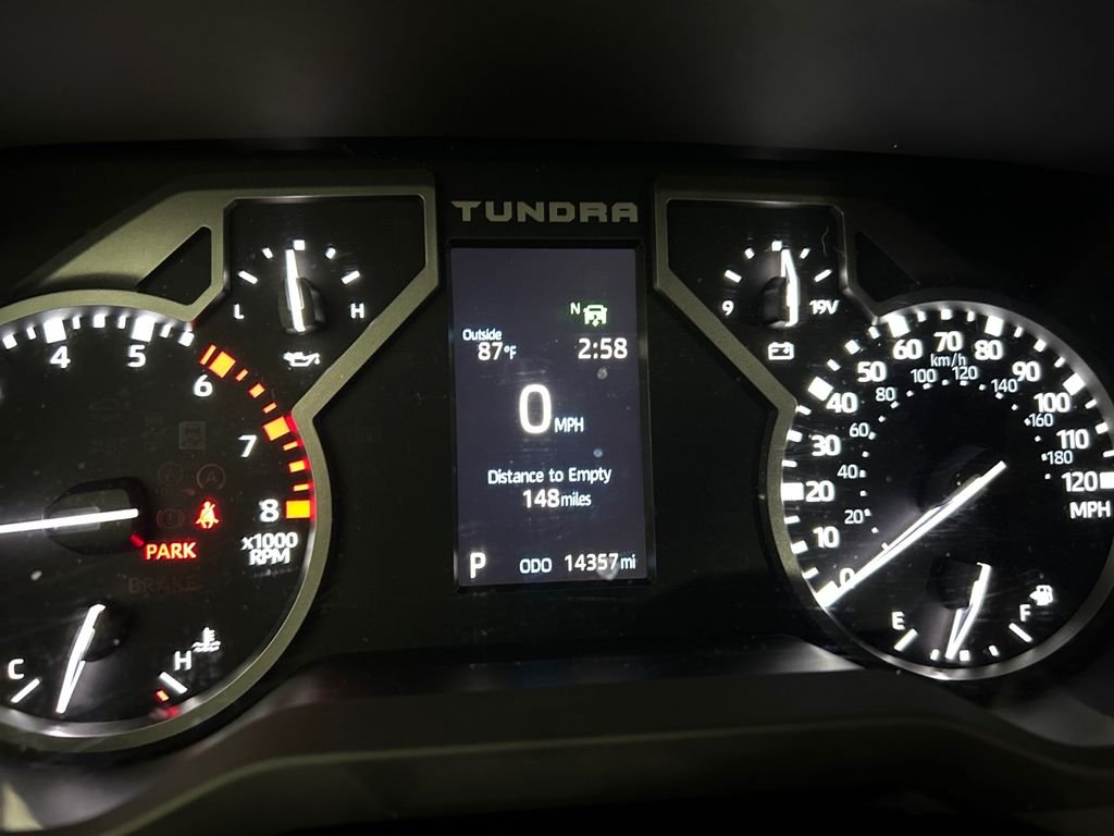 2023 Toyota Tundra Limited - Photo 10