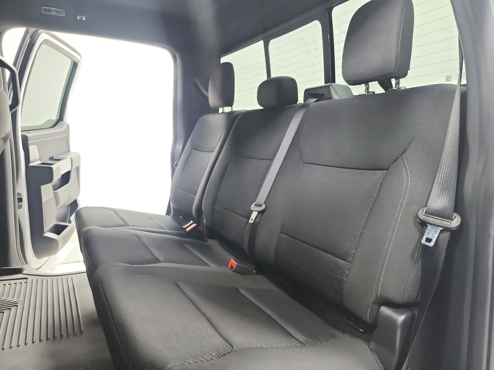 Used 2023 White Ford XLT image 40