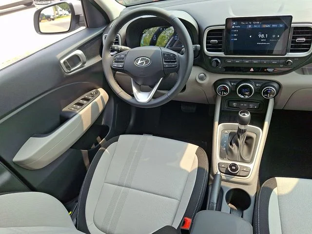 New 2026 Silver Hyundai SEL image 9
